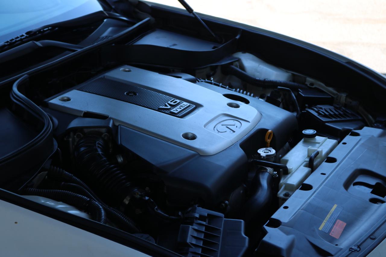 Infiniti G37X With Navigation  2012
