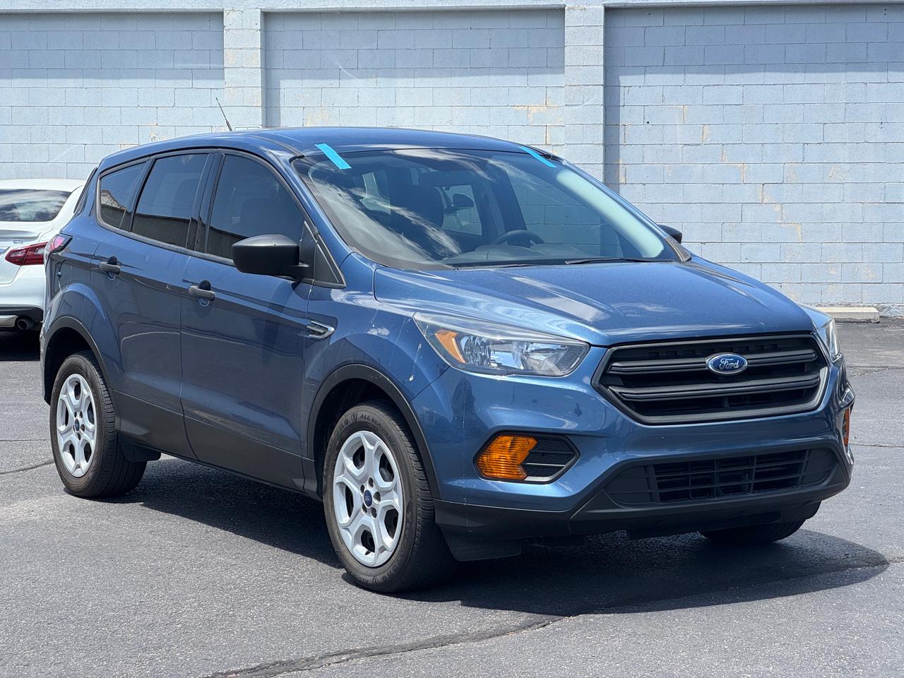Ford Escape S FWD 2018