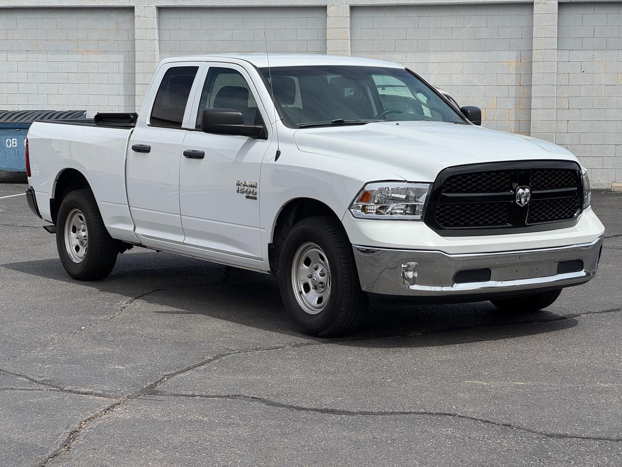 RAM 1500 Classic Tradesman Quad Cab 4WD 2019