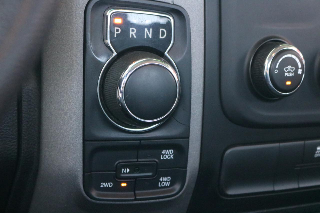 RAM 1500 Classic Tradesman Quad Cab 4WD 2019