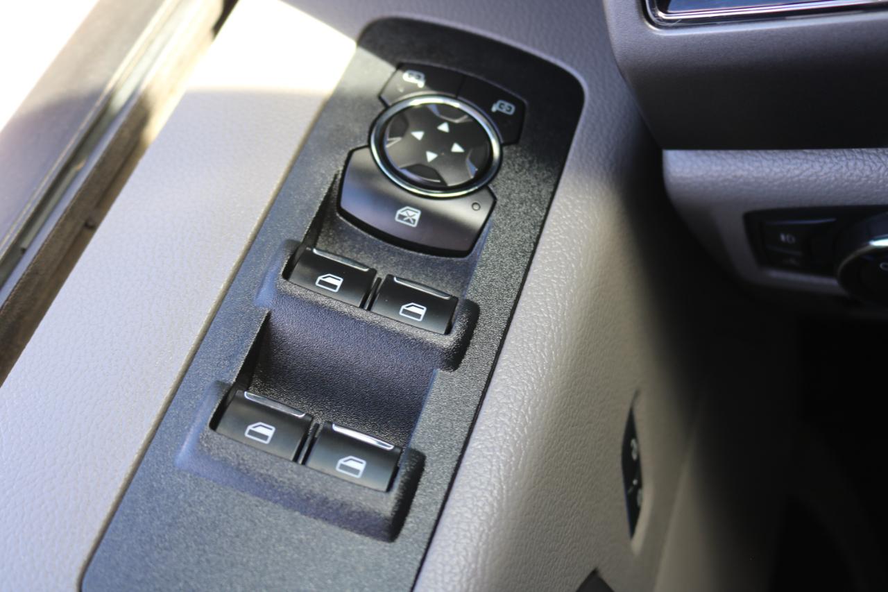 Ford F-150 SuperCrew Crew Cab 139" XLT 4WD 2020