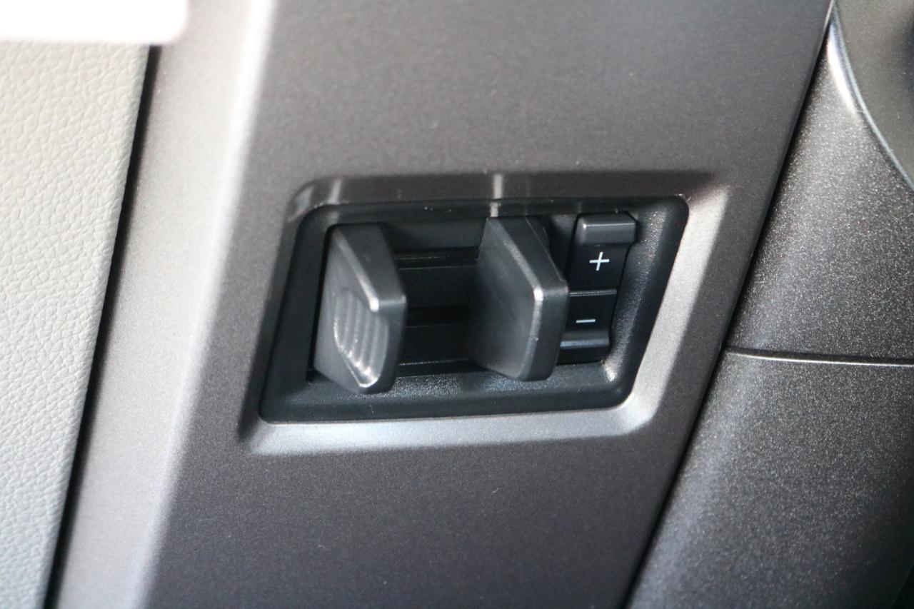 Ford F-150 SuperCrew Crew Cab 139" XLT 4WD 2020