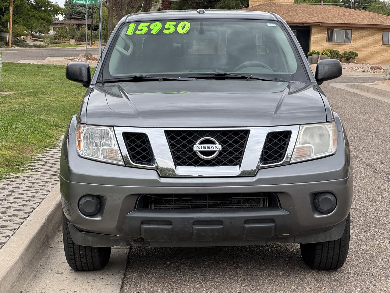 Nissan Frontier SV Crew Cab 4WD 2017