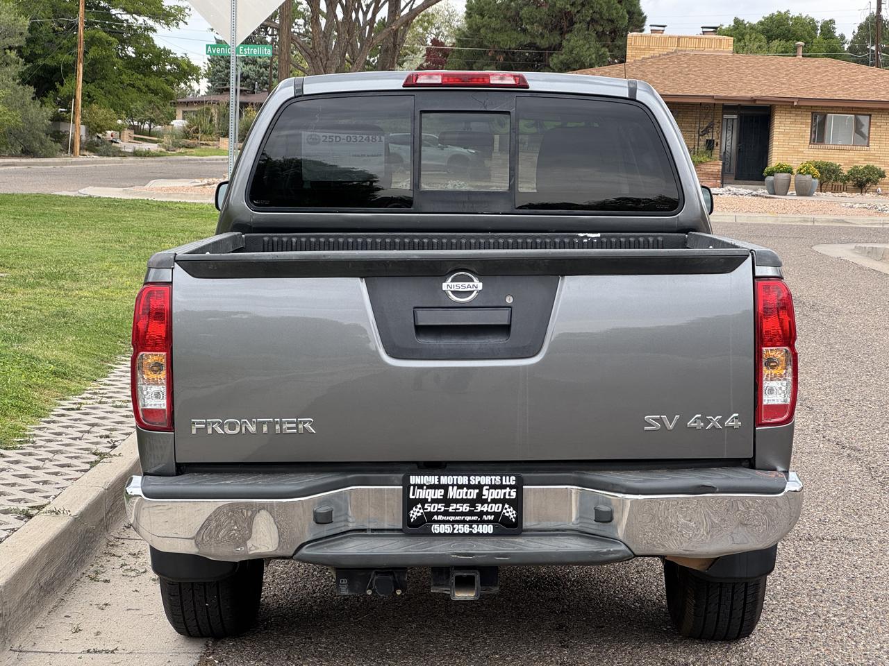 Nissan Frontier SV Crew Cab 4WD 2017