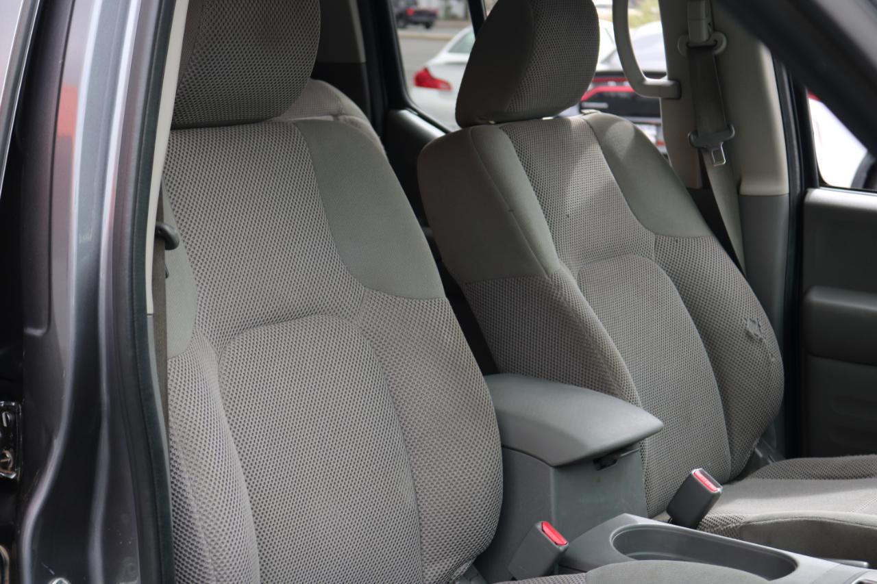 Nissan Frontier SV Crew Cab 4WD 2017