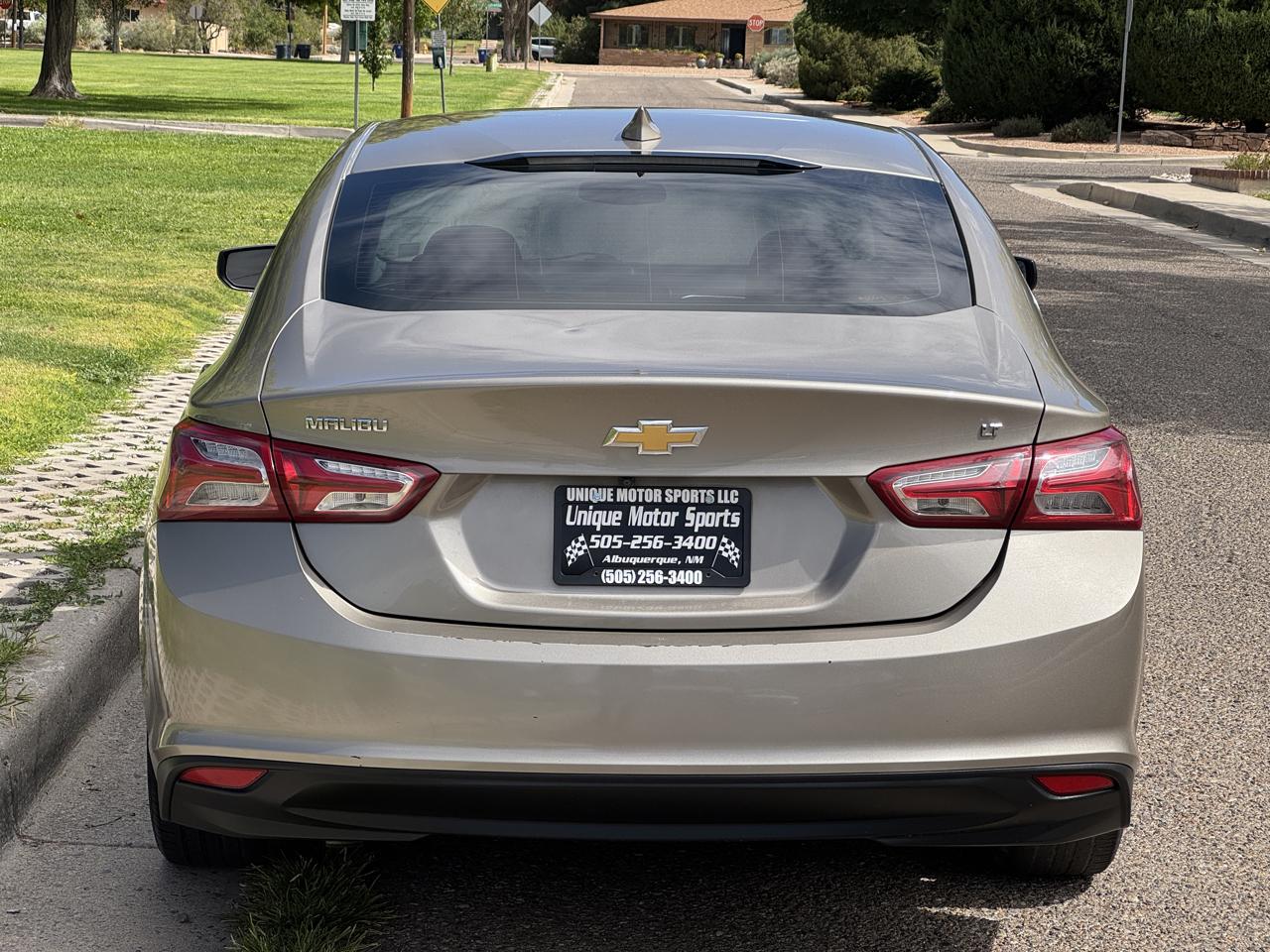Chevrolet Malibu photo 9