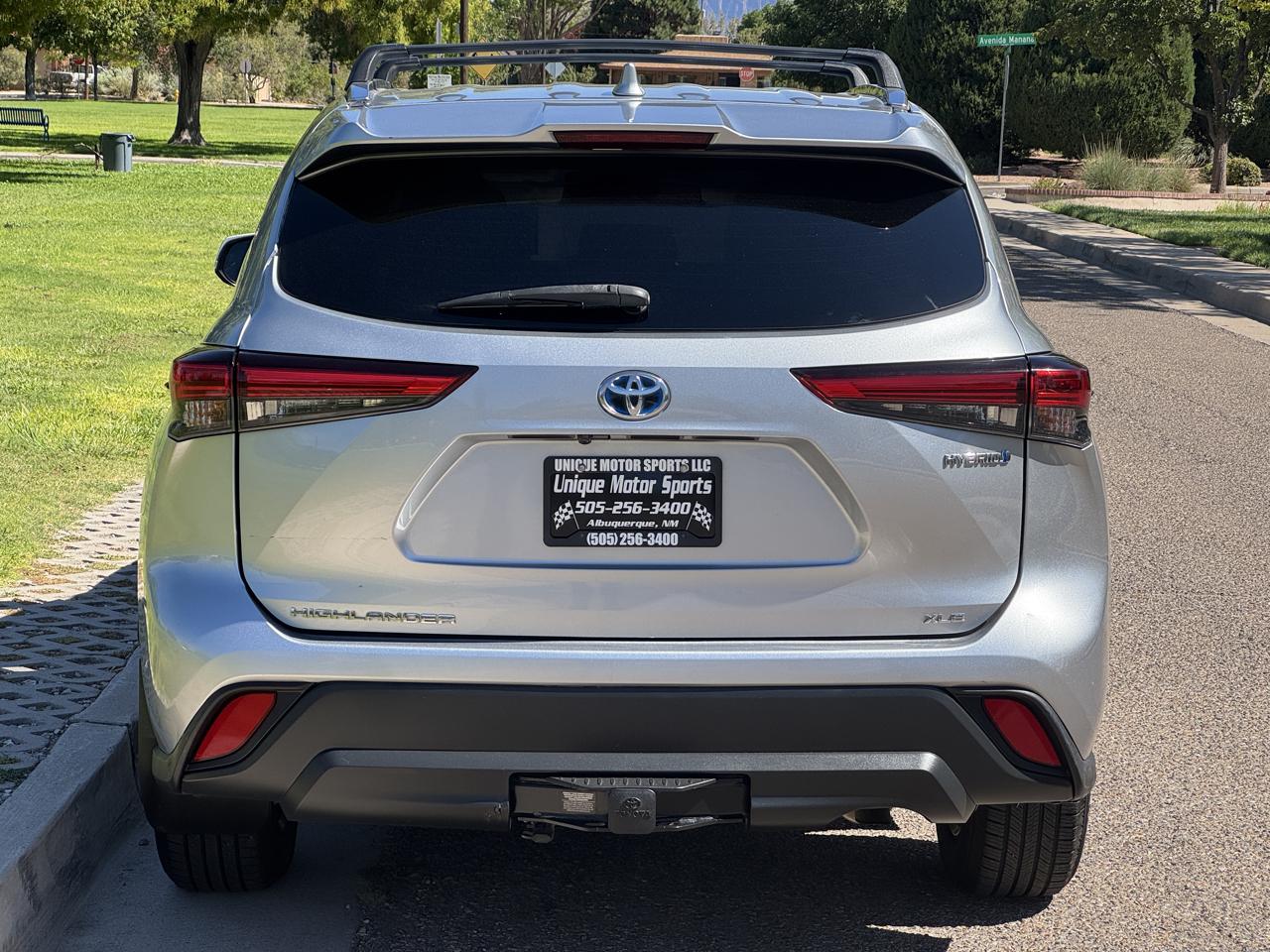 Toyota Highlander Hybrid XLE AWD 2020