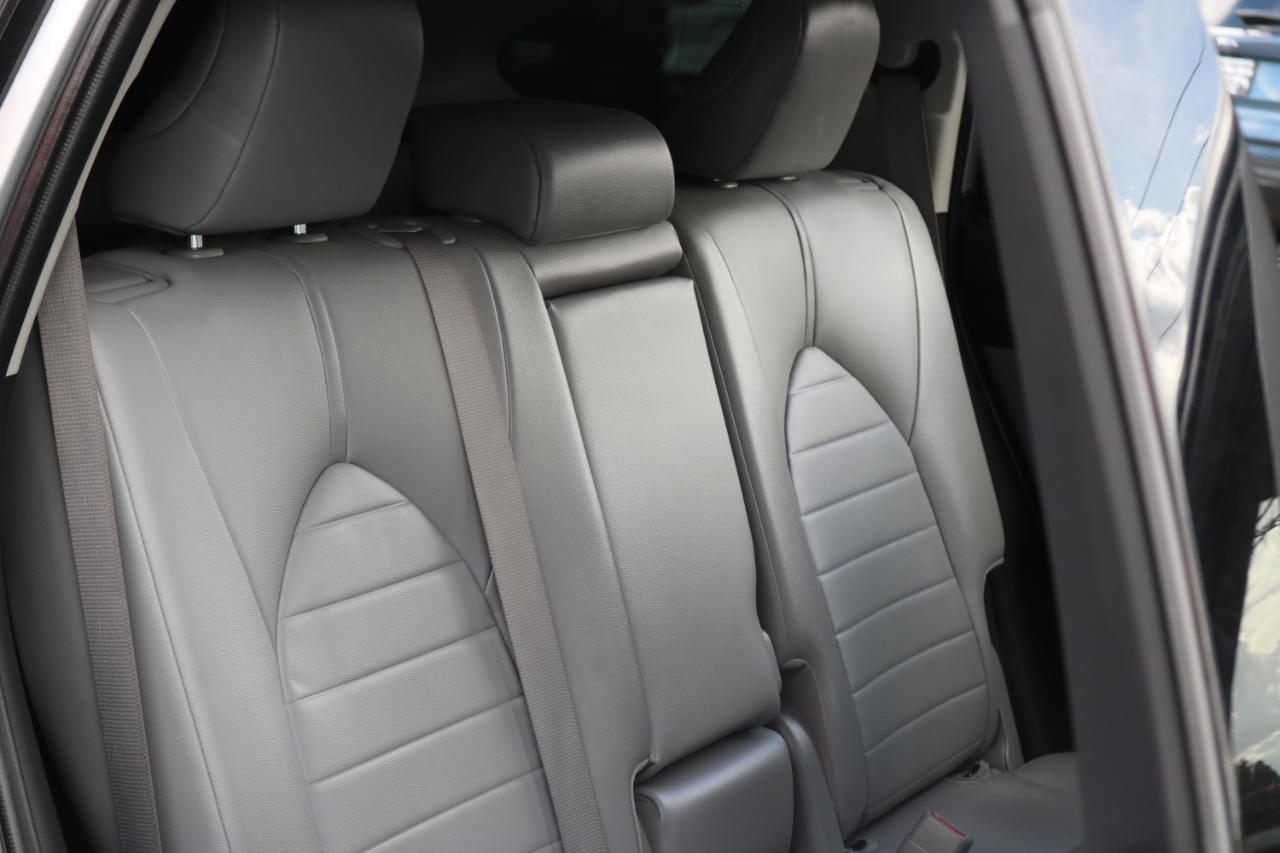 Toyota Highlander photo 18