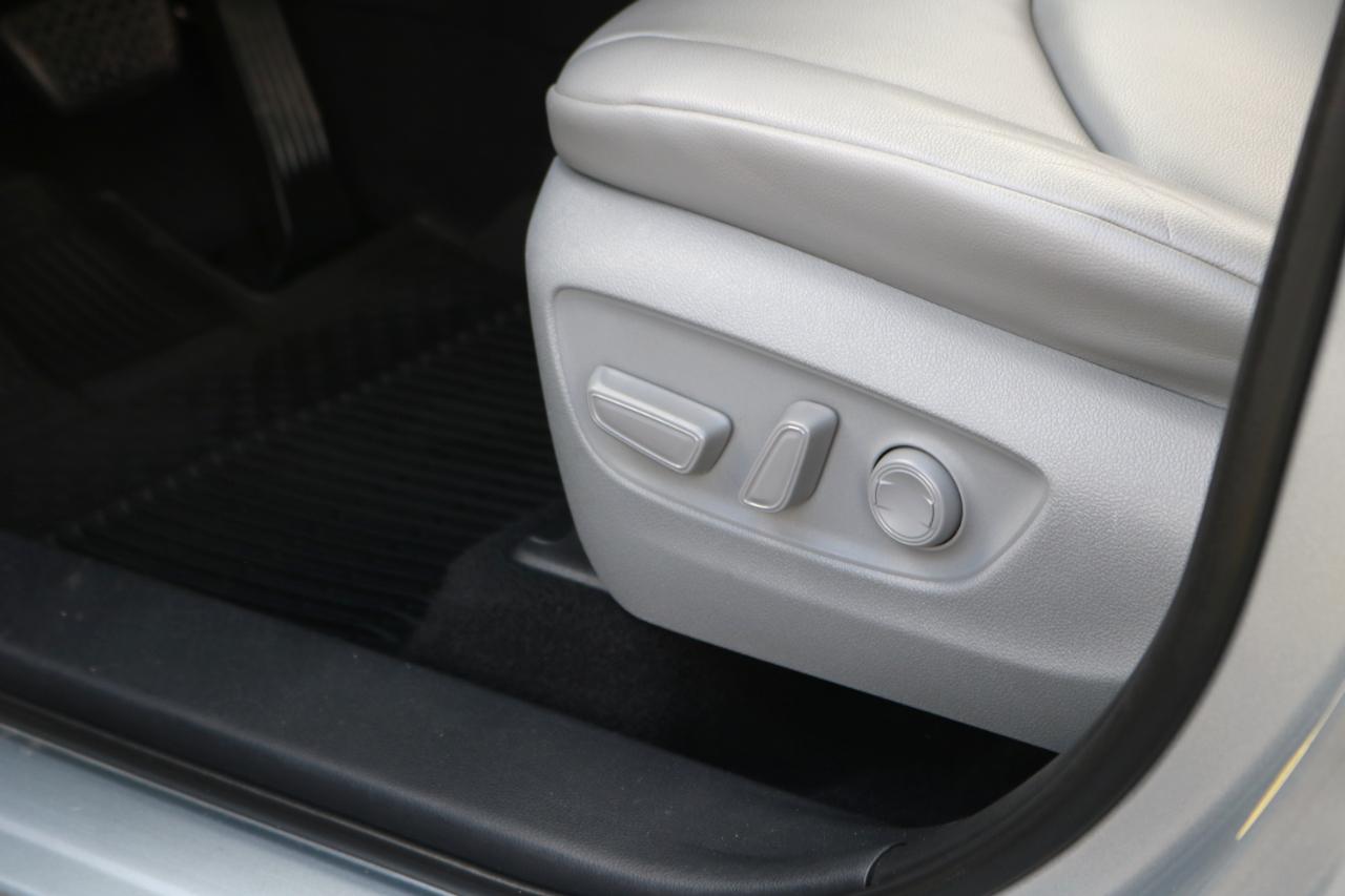 Toyota Highlander photo 25