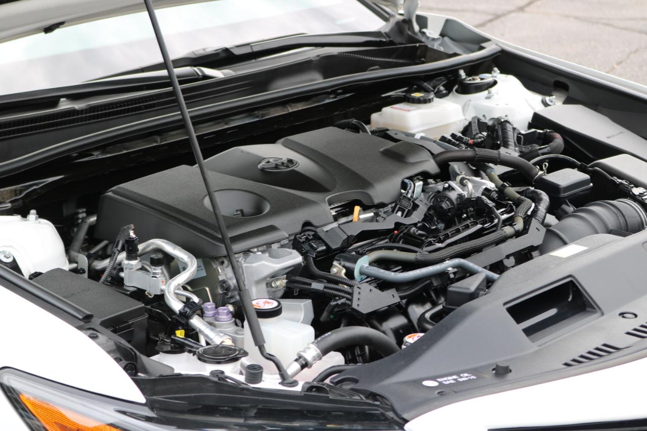 Toyota Camry photo 8
