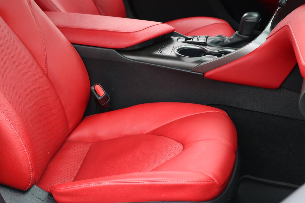 Toyota Camry photo 12