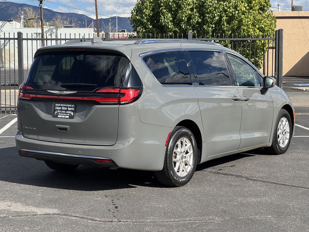 Chrysler Pacifica Touring-L 2021