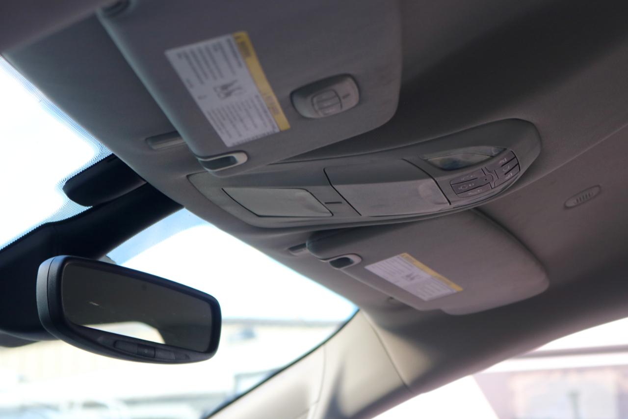 Chrysler Pacifica photo 34