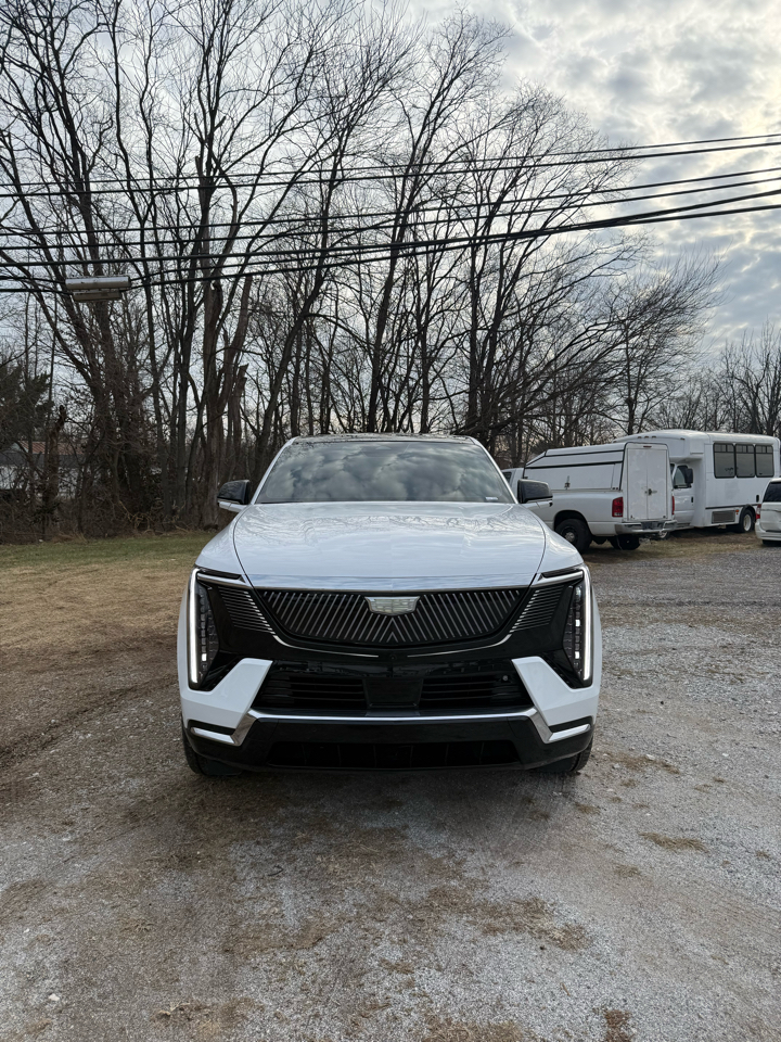 Cadillac Escalade IQ AWD 4dr Luxury 2 2025