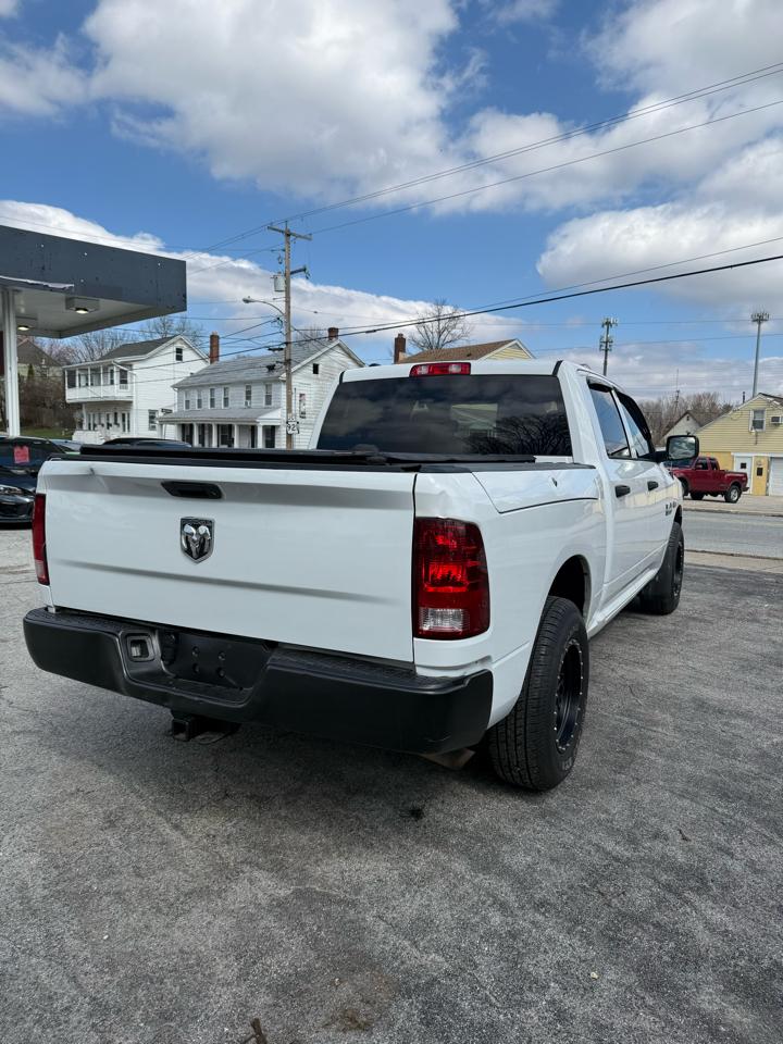 RAM 1500 4WD Crew Cab 140.5" SSV 2015