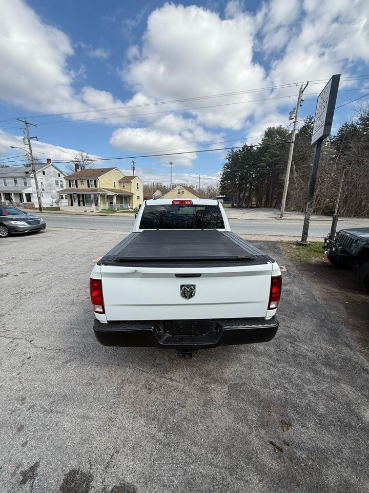 RAM 1500 4WD Crew Cab 140.5" SSV 2015