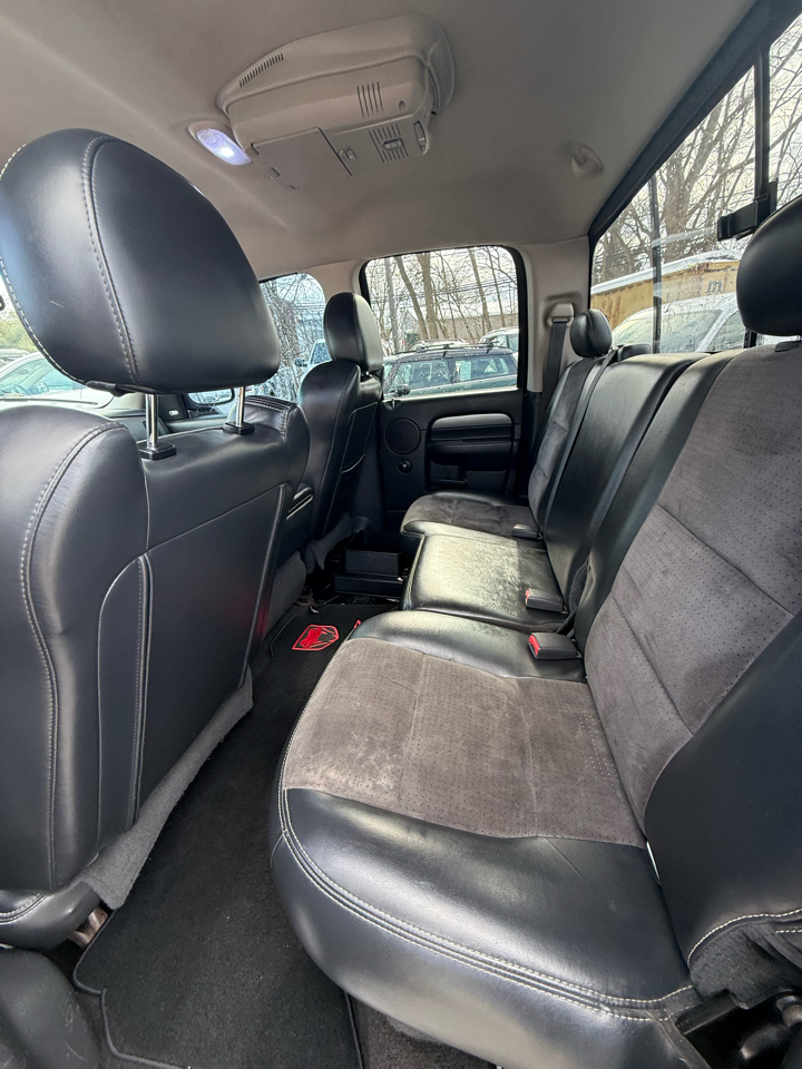 Dodge Ram SRT-10 4dr Quad Cab 140.5" WB 2005