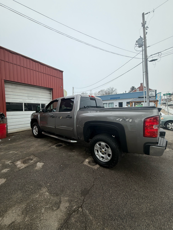 Chevrolet Silverado 1500 4WD Crew Cab 143.5" LT 2012