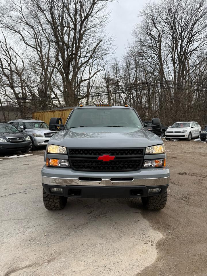 Chevrolet Silverado 2500HD Ext Cab 143.5" WB 4WD LT1 2006