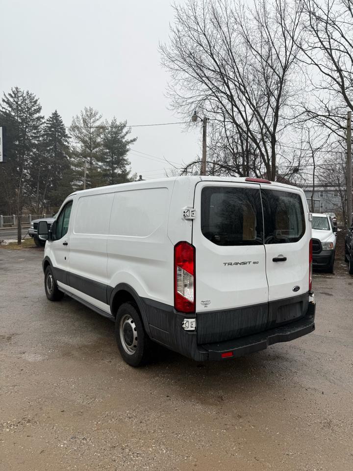 Ford Transit Cargo Van T-150 130" Low Rf 8600 GVWR Swing-Out RH Dr 2015