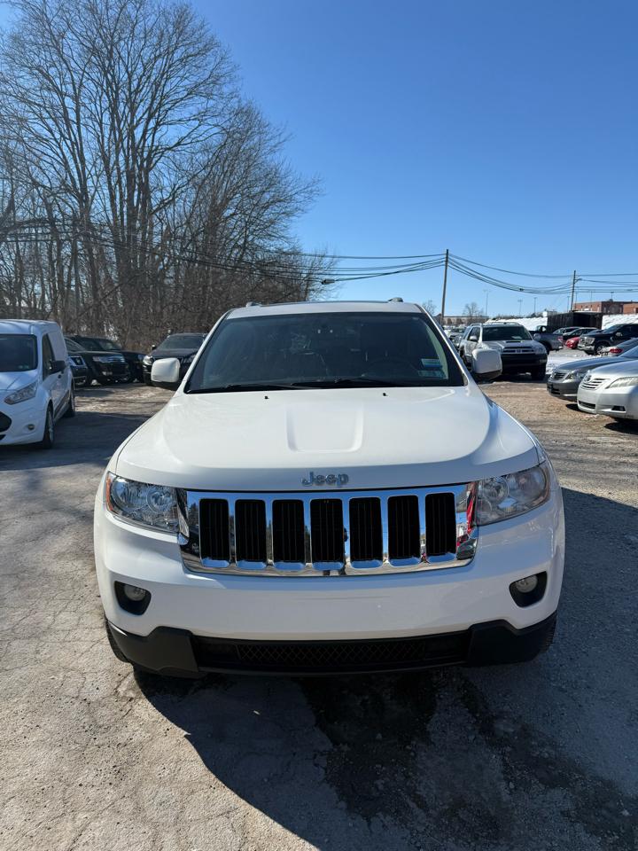 Jeep Grand Cherokee 4WD 4dr Laredo 2011