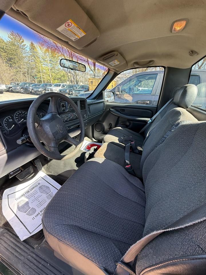 Chevrolet Silverado 1500 Reg Cab 133.0" WB Commercial 2002