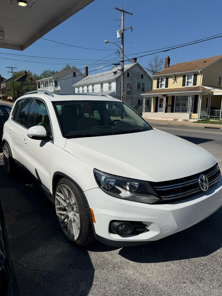 Volkswagen Tiguan 4WD 4dr Auto SE w/Sunroof & Nav 2013