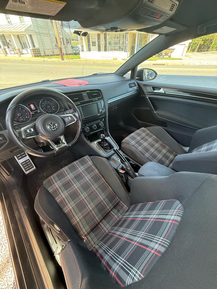 Volkswagen Golf GTI 2dr HB Man SE 2016
