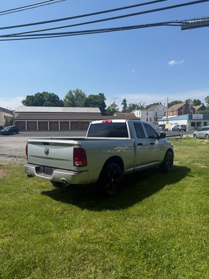 RAM 1500 2WD Quad Cab 140.5" Express 2014