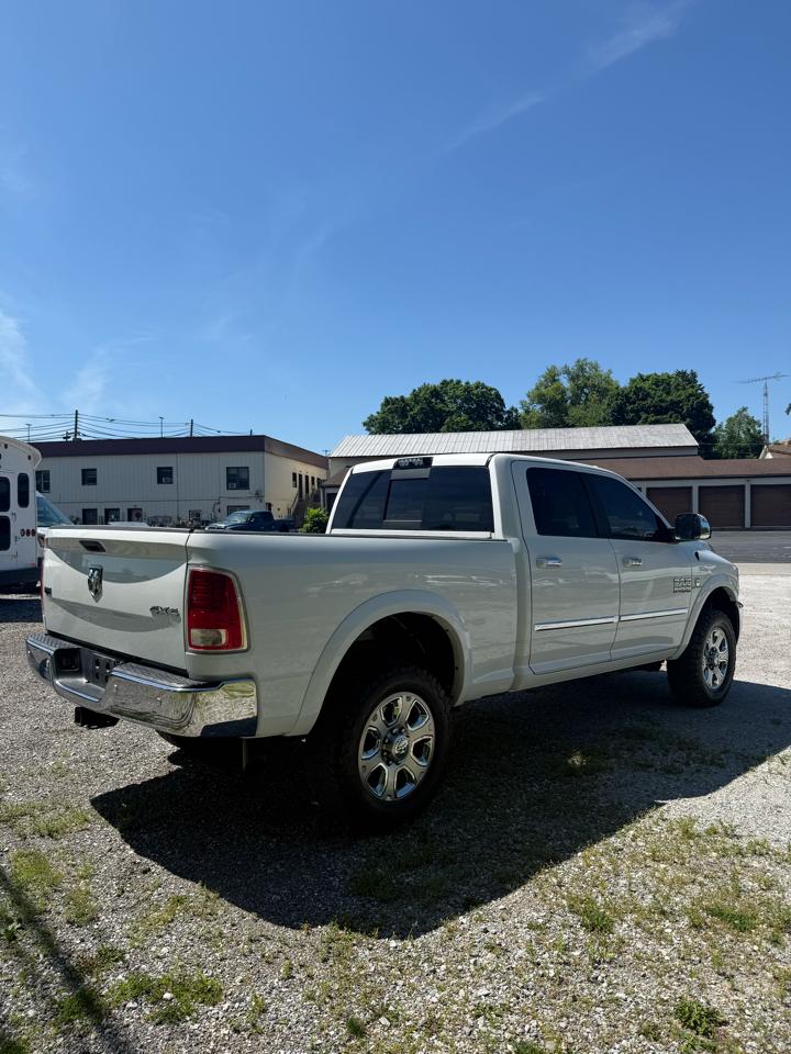 RAM 2500 Laramie 4x4 Crew Cab 6'4" Box 2017