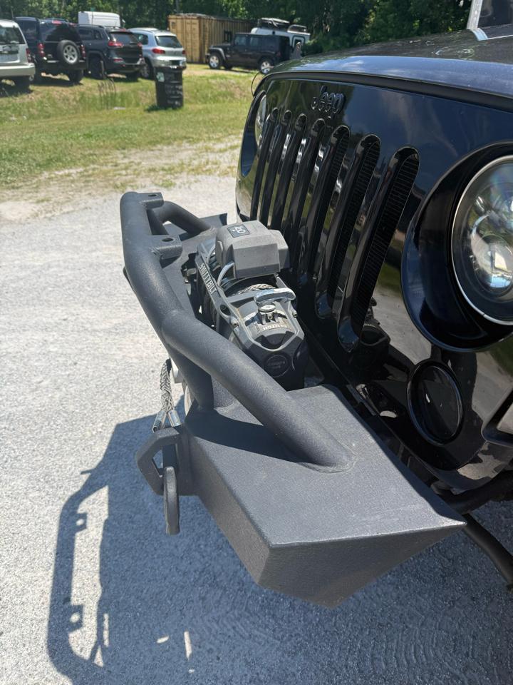 Jeep Wrangler 4WD 2dr Willys Wheeler 2014