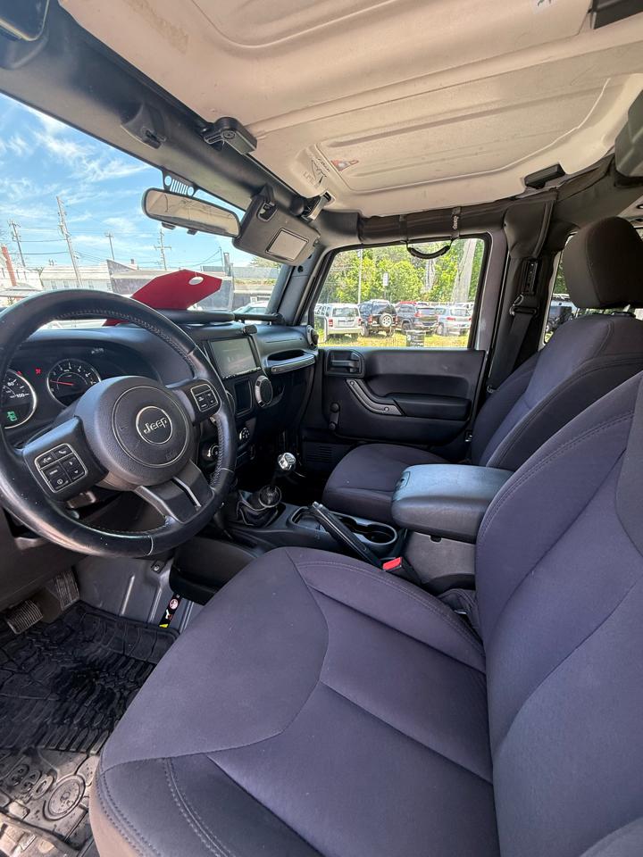 Jeep Wrangler 4WD 2dr Willys Wheeler 2014