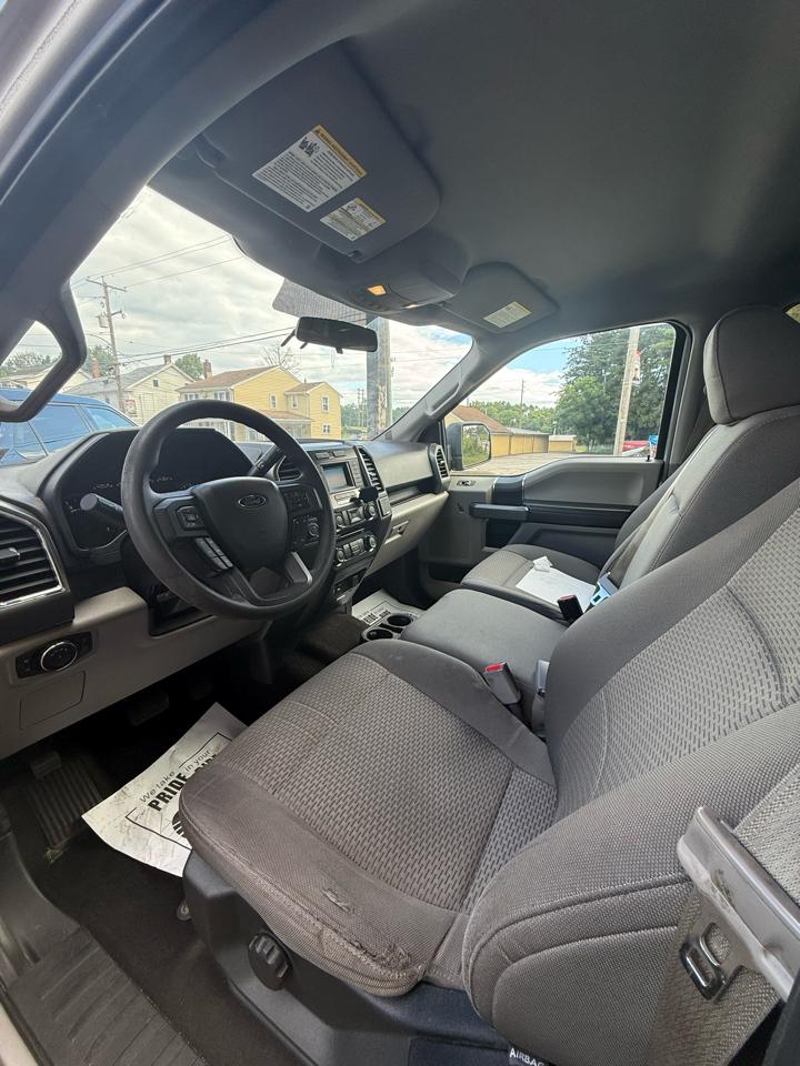 Ford F-150 XL SuperCrew 5.5-ft. Bed 4WD 2015