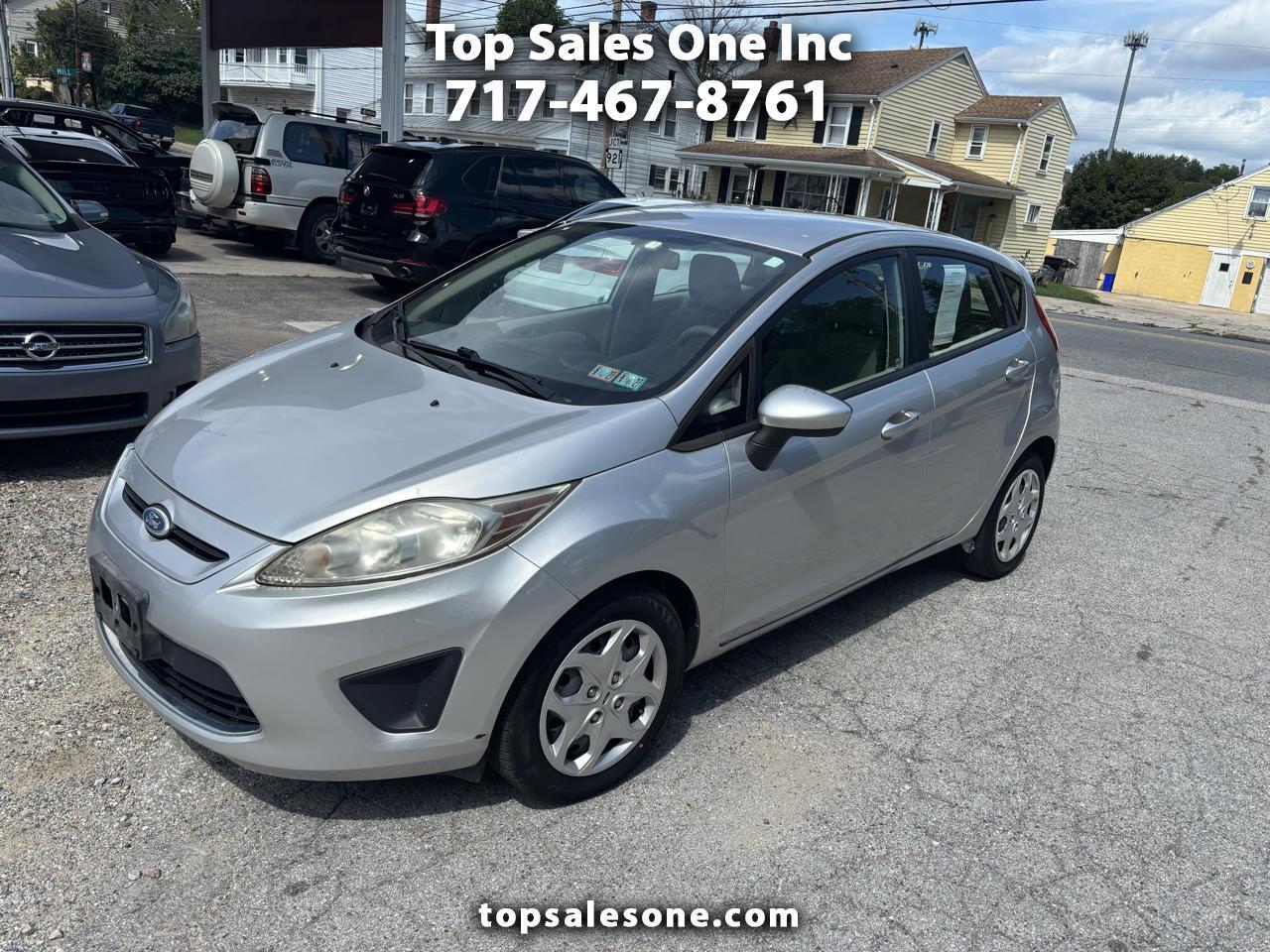 2011 Ford Fiesta SE Hatchback