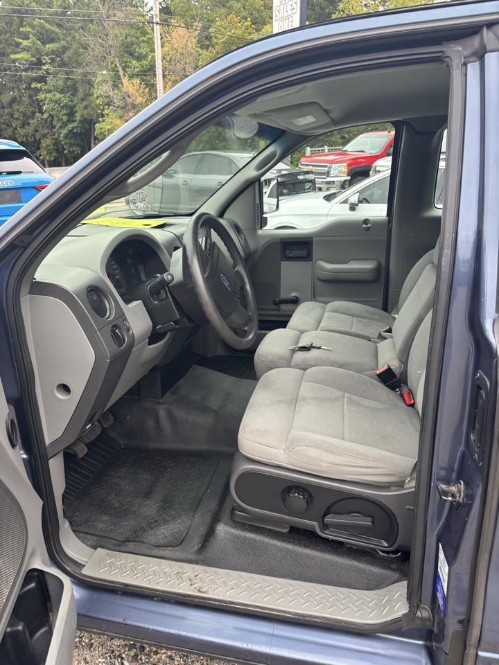 Ford F-150 XLT Long Bed 2WD 2004