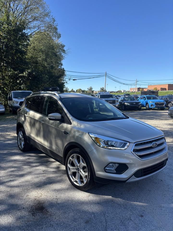 Ford Escape Titanium 4WD 2017