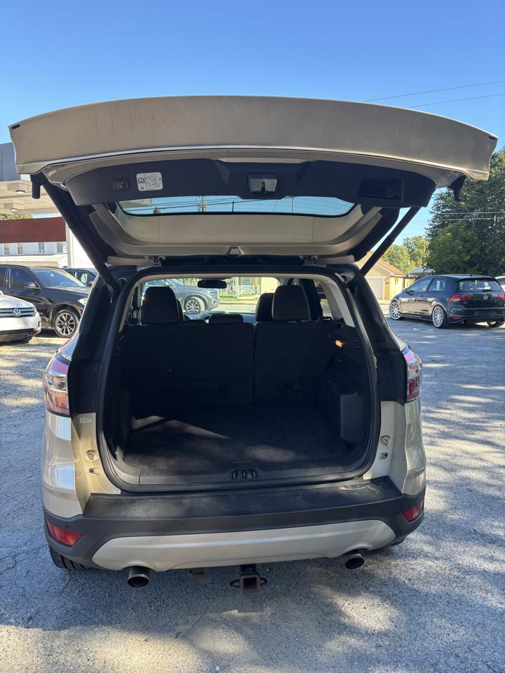 Ford Escape Titanium 4WD 2017