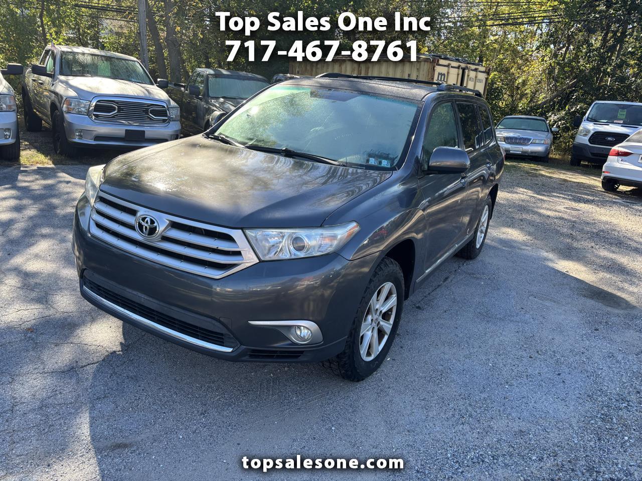 Toyota Highlander Base 4WD 2012