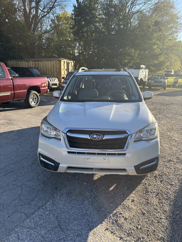 Subaru Forester 2.5i Premium PZEV CVT 2017