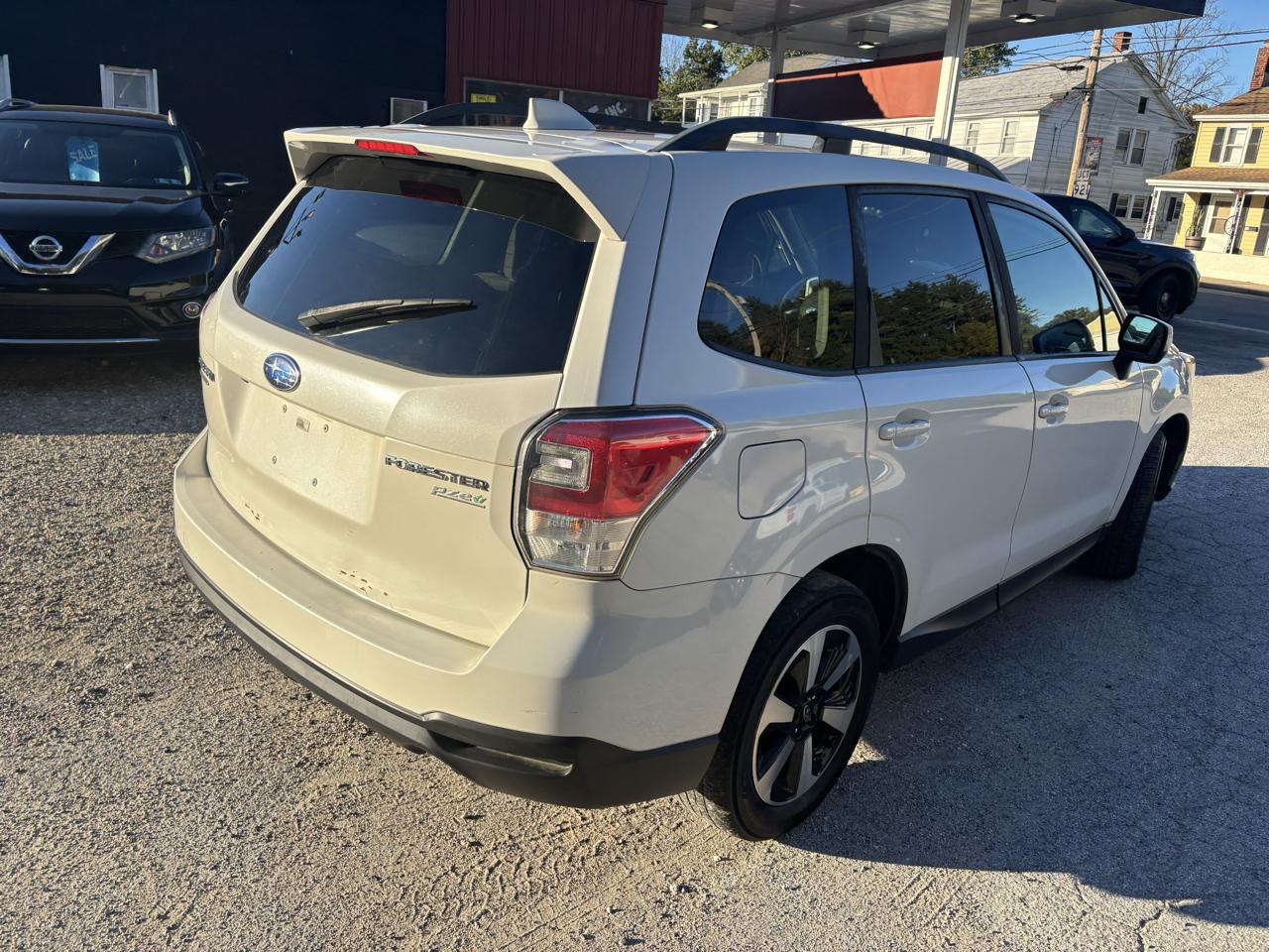 Subaru Forester 2.5i Premium PZEV CVT 2017