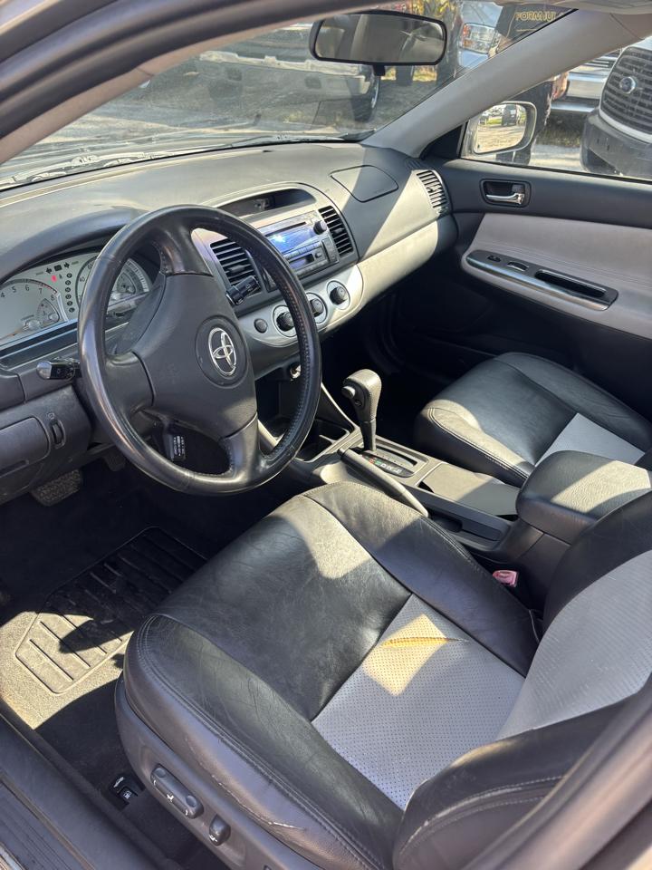 Toyota Camry Standard 2004