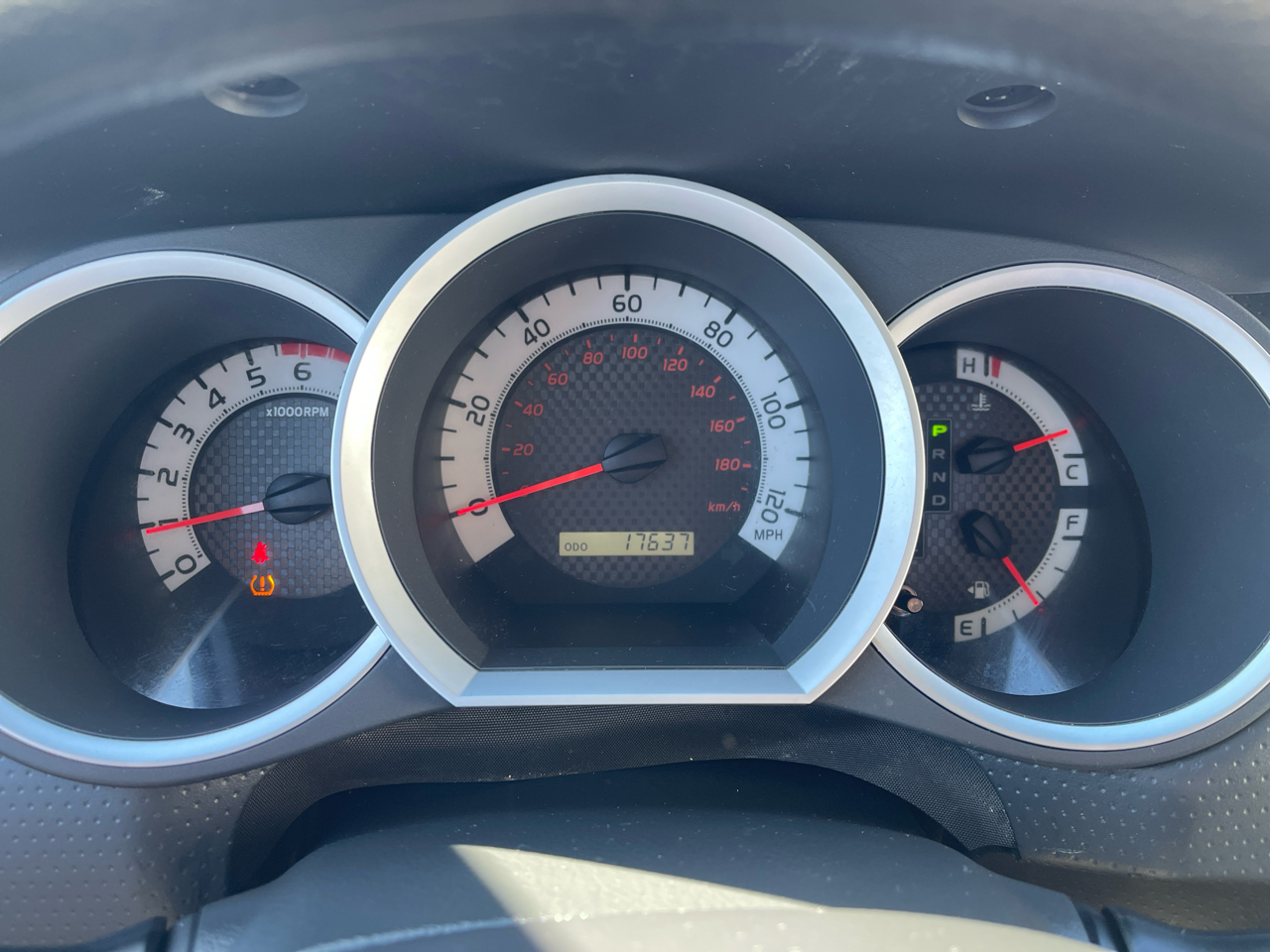 Toyota Tacoma Regular Cab 4WD 2011 Toyota Tacoma Regular Cab 4WD 2011