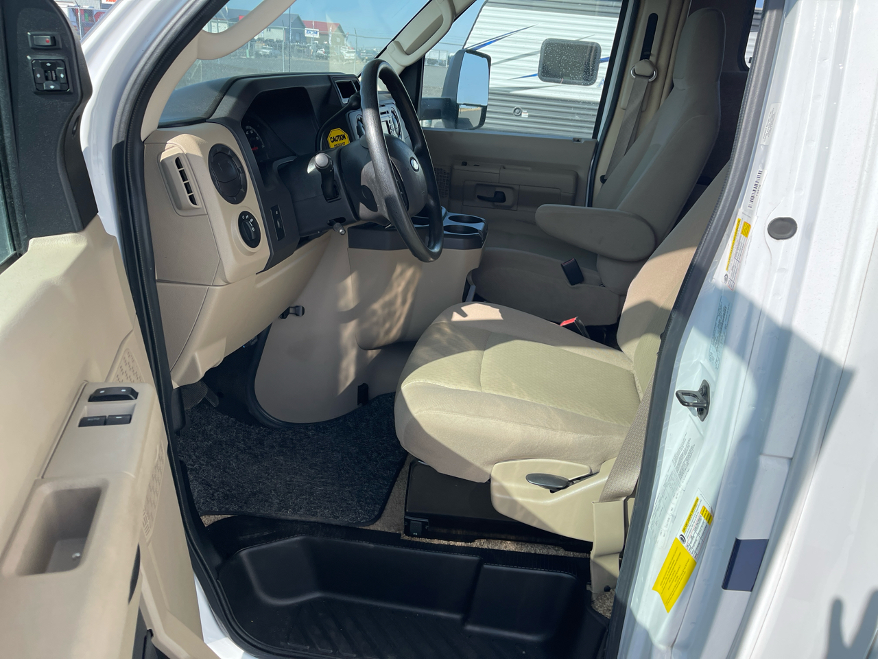 Ford Econoline RV Cutaway  2010 Ford Econoline RV Cutaway  2010