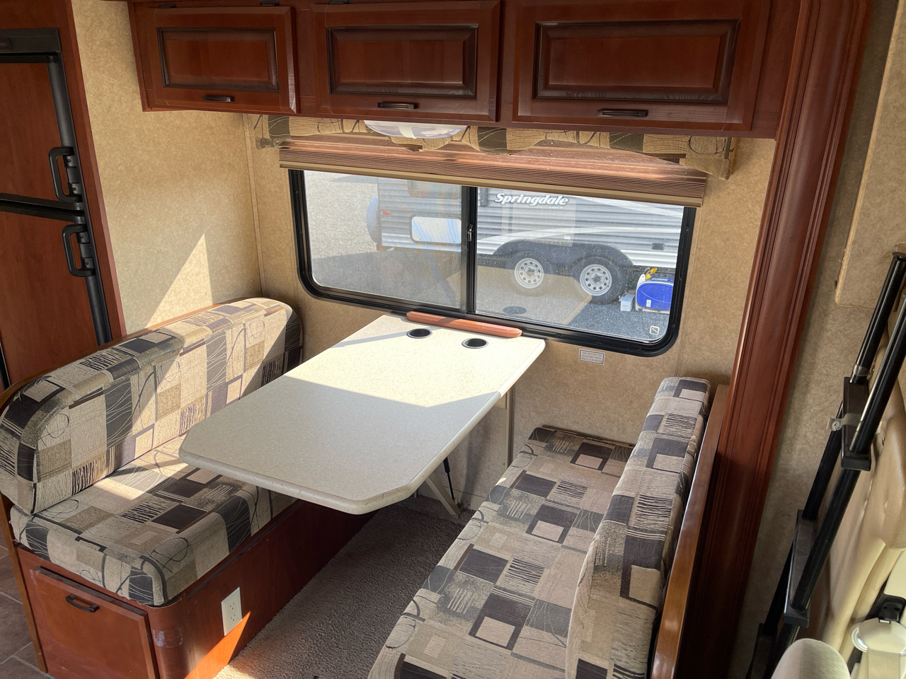 Ford Econoline RV Cutaway  2010 Ford Econoline RV Cutaway  2010