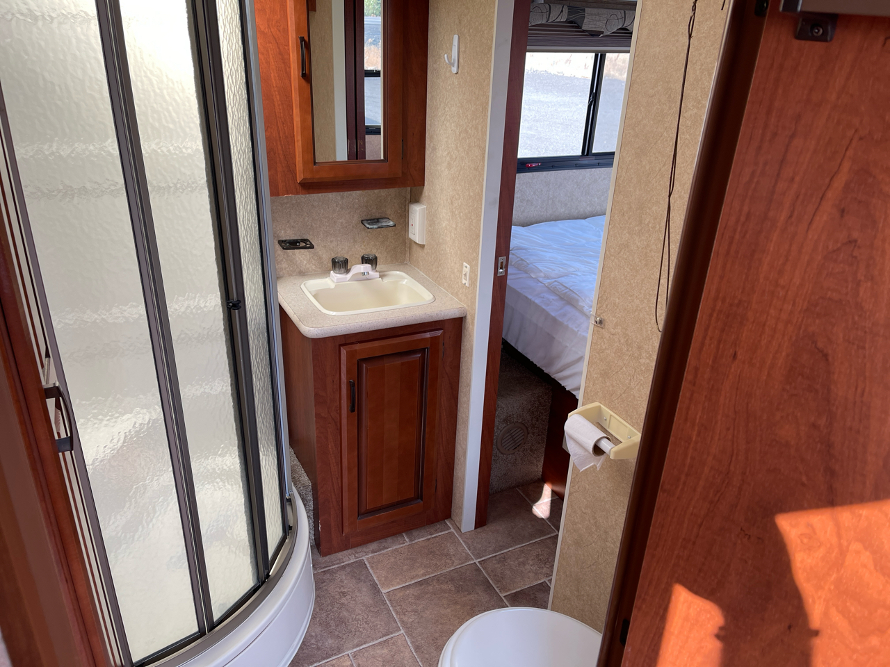 Ford Econoline RV Cutaway  2010 Ford Econoline RV Cutaway  2010