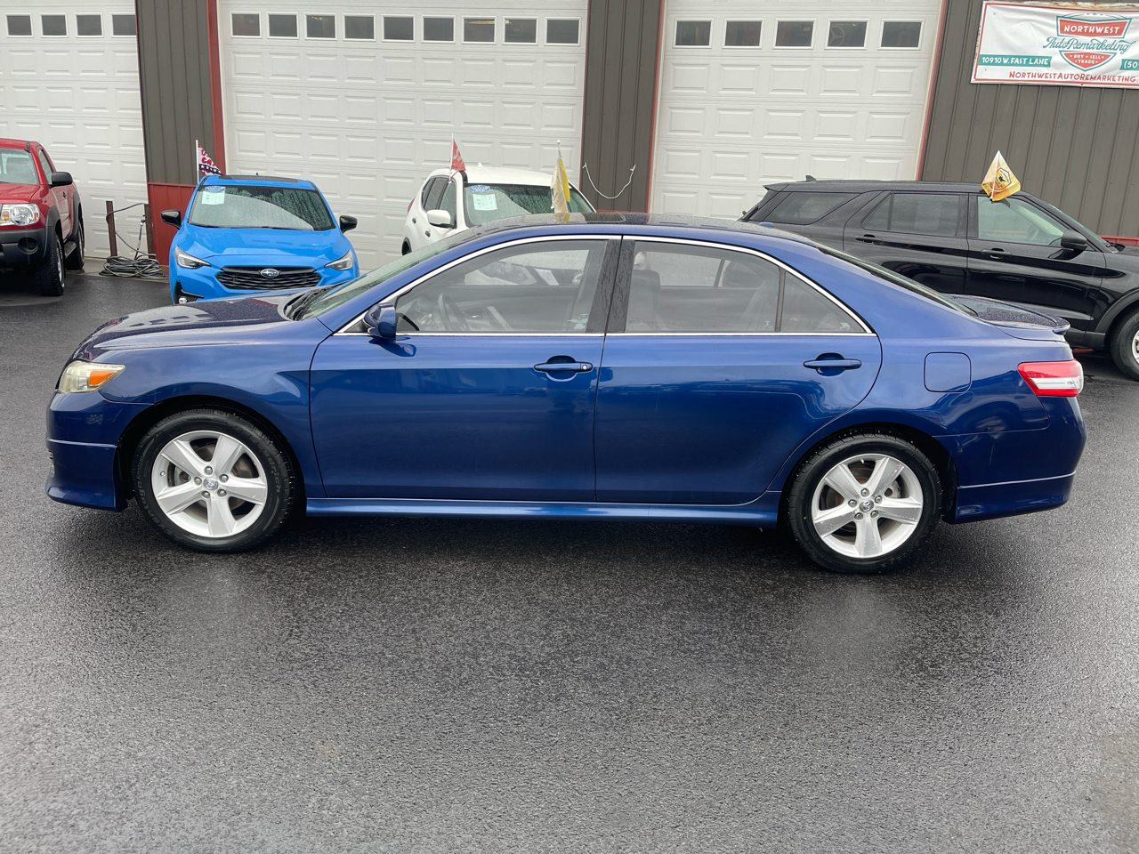 Toyota Camry 4dr Sdn SE Auto V6 2010