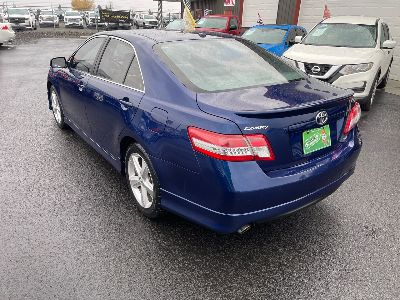 Toyota Camry 4dr Sdn SE Auto V6 2010