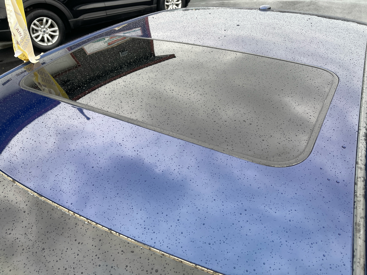 Toyota Camry 4dr Sdn SE Auto V6 2010