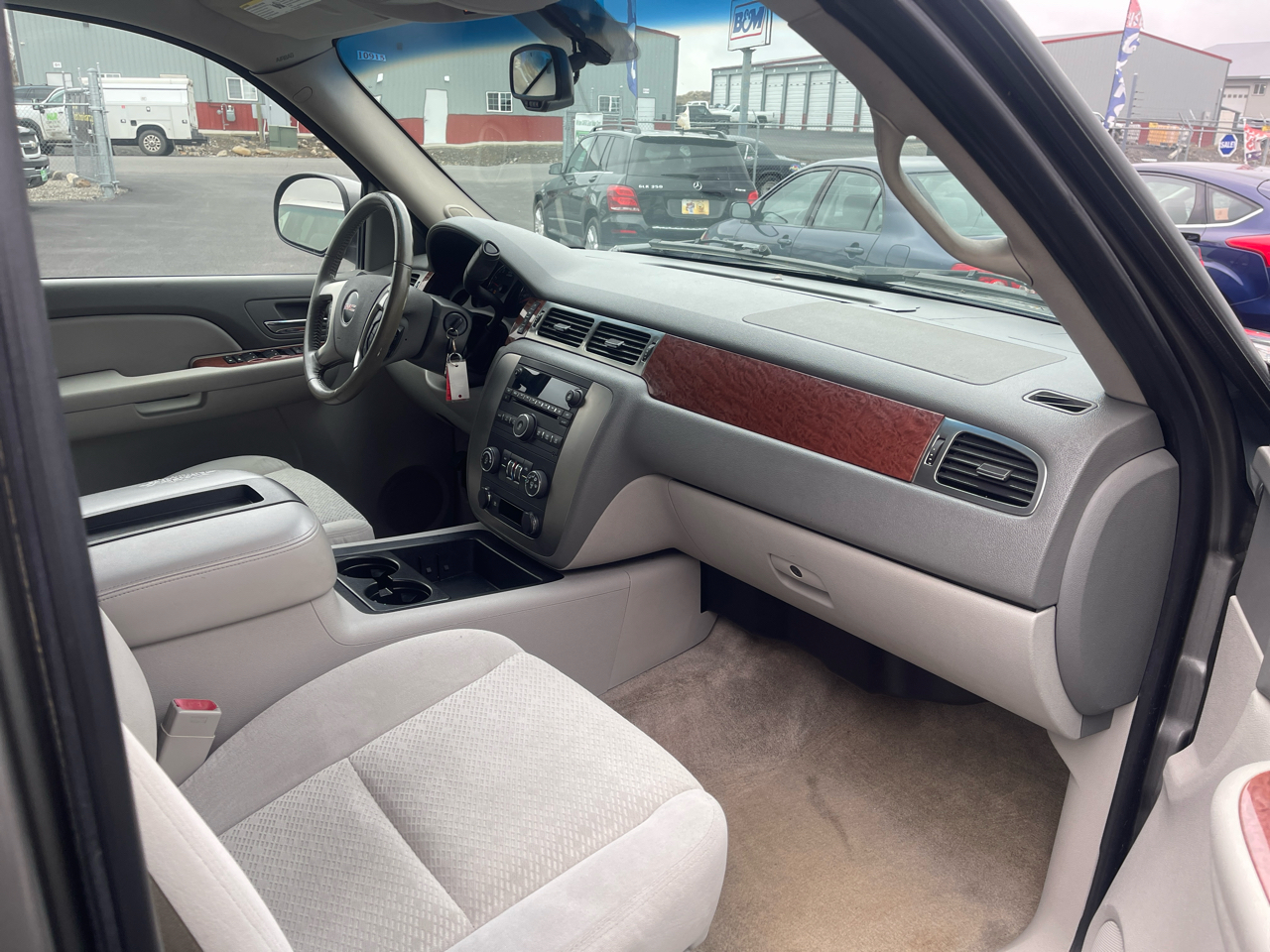 GMC Yukon XL SLE 1/2 Ton 4WD 2007