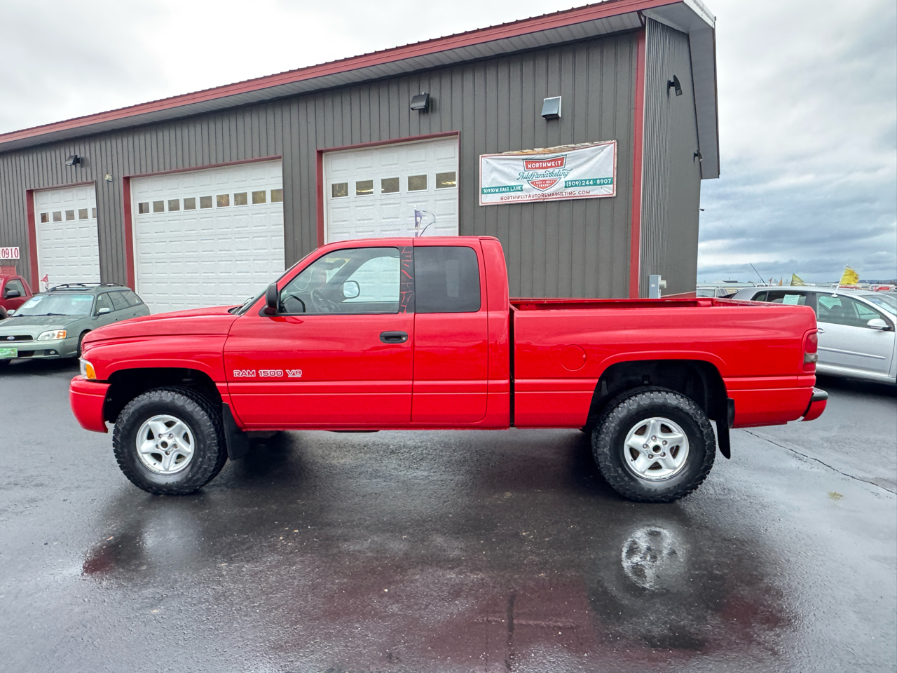Dodge Ram 1500 Quad Cab Short Bed 4WD 1999